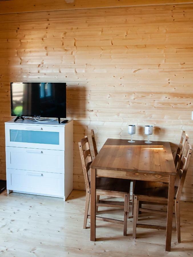 Pod Debami Wicie- Domki Drewniane Nad Morzem Wicie  Eksteriør billede