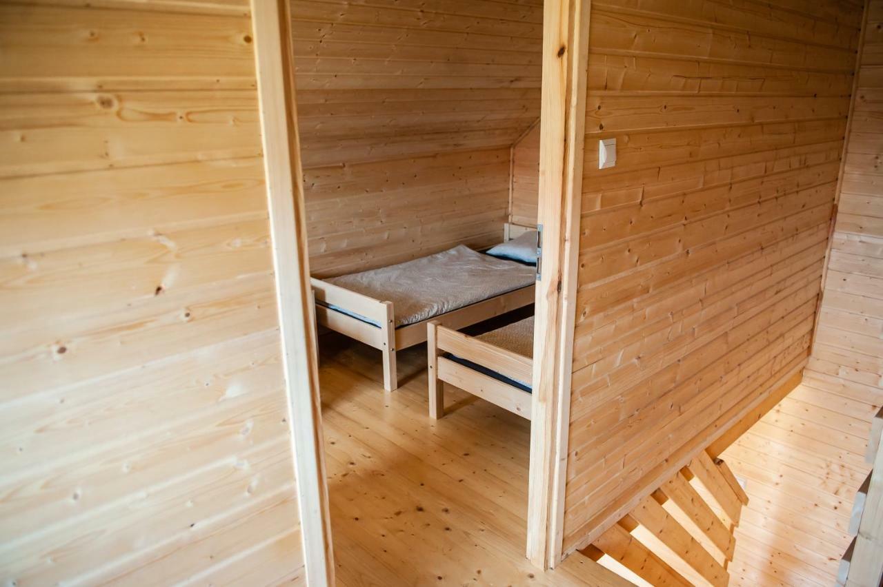 Pod Debami Wicie- Domki Drewniane Nad Morzem Wicie  Eksteriør billede